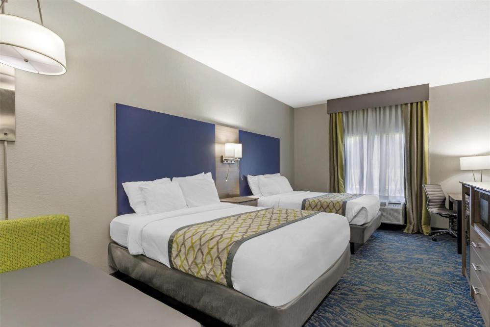 Queen Beds Room with Two Queen Beds - Non-Smoking interior